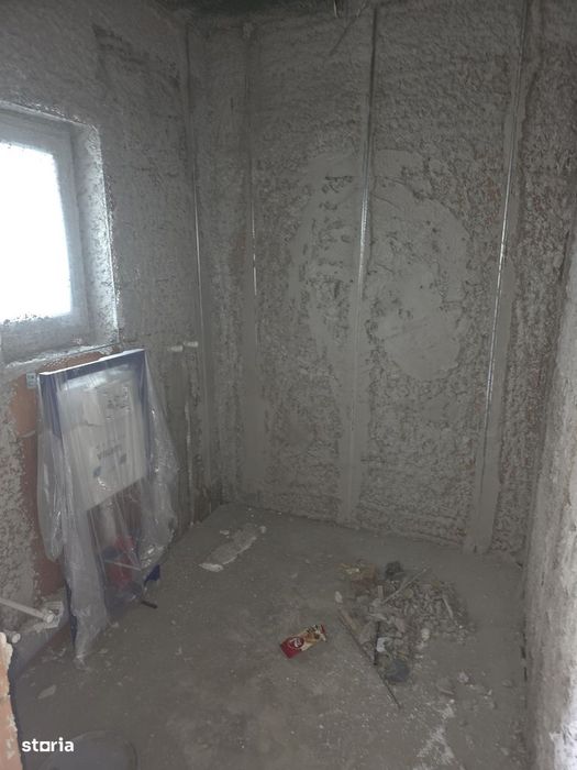 Casă nouă cu 5 camere și mansardă