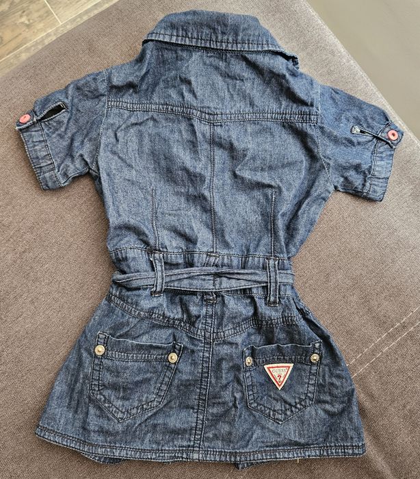 Дрешки за момиче на Guess