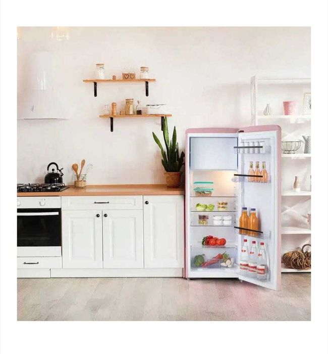 Frigider retro roz DOMO (Belgia) SIGILAT - 1600 lei (inaltime 144 cm, capacitate 218 litri, 4 rafturi, 4 compartimente usa, silențios (pret emag 2444)
