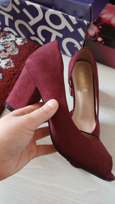 Tufli  yengi kiyilmagan