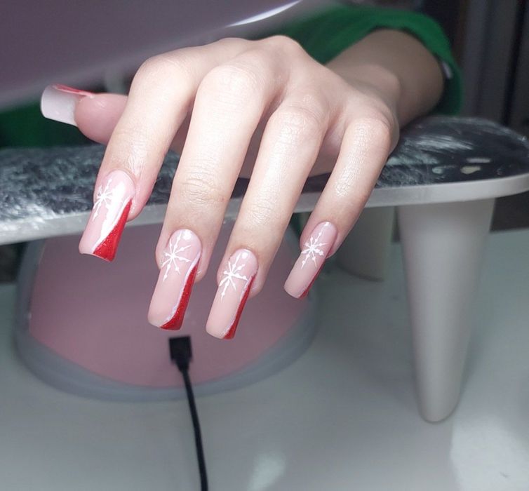 Ищу моделей на маникюр, укрепление, наращивание