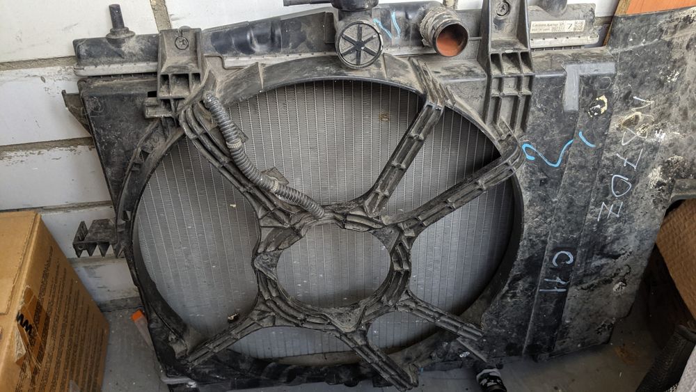 Радиатор основной