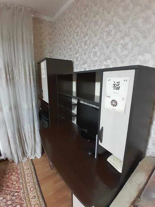 Продам компьютерный стол