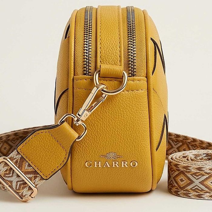 Нова италианска дамска чанта CHARRO CH6678-63 – Горчица