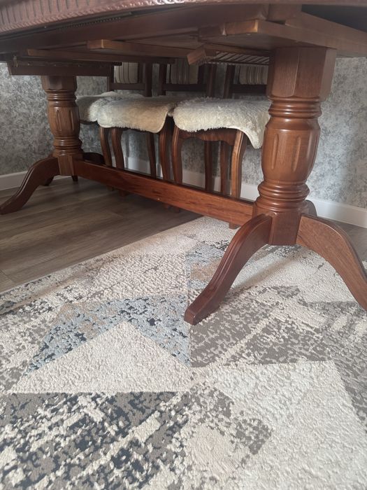 Продам стол из дуба