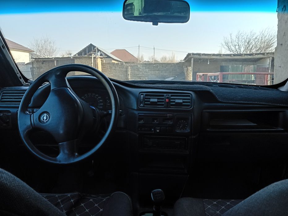 Opel vectra сатылады