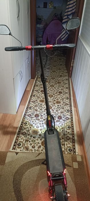 Продам Электросамокат kugox1