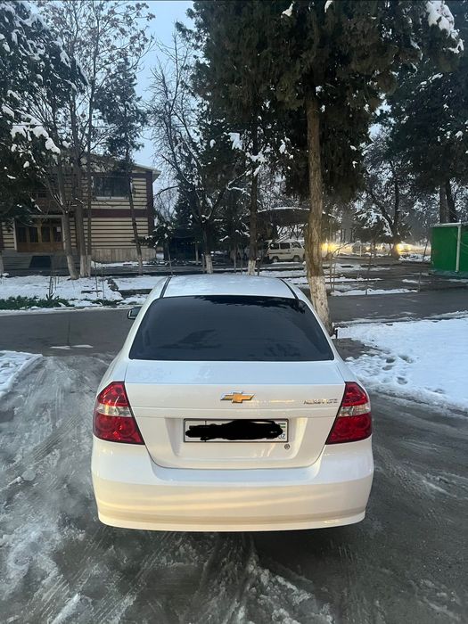 Nexia 3 avtomat elegant plus