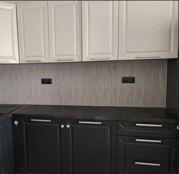 Продава се Двустаен апартамент в Пловдив, Христо Смирненски - 71 кв.м за 1830 €/кв.м - Снимка #1