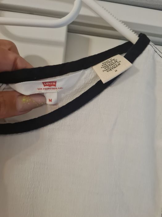 Bluza / tricou Levi's Marimea M