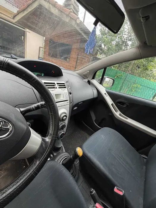 Toyota Yaris II 1.4d4d 75к.с. 2009г се продава на части