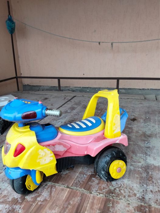 Детская каталка-мотоцикл