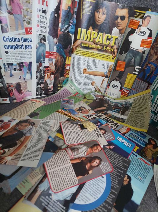Colectie de articole cu trupa Impact