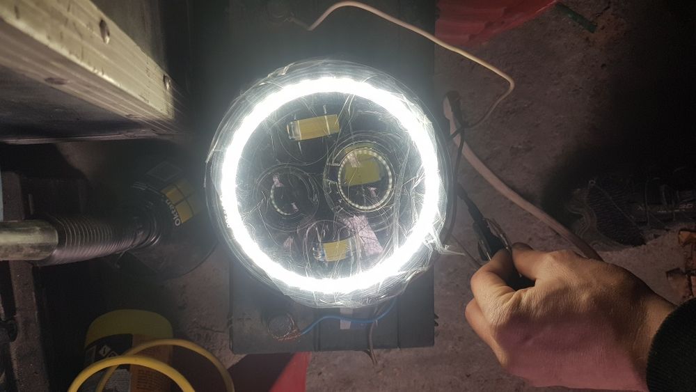 Продам Фары диодные