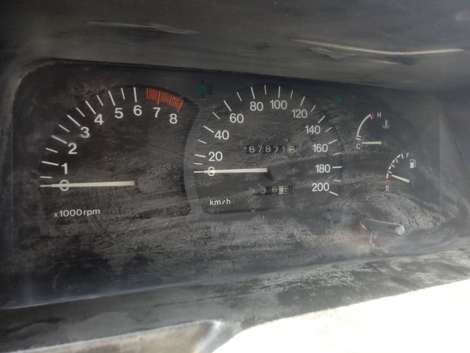 Neksiya sons lyuks konditsioner 2003