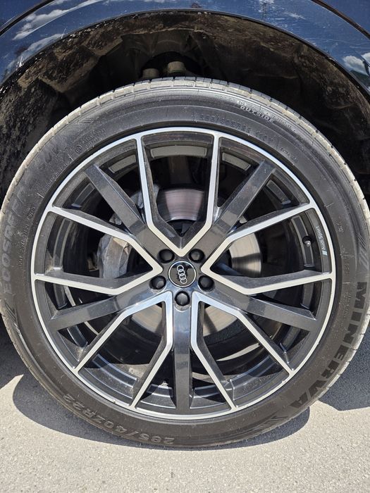 Audi Sport 22" Q7 Q8 SQ8 Джанти с гуми