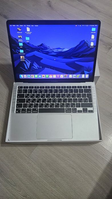 makbook air 2020 8/256