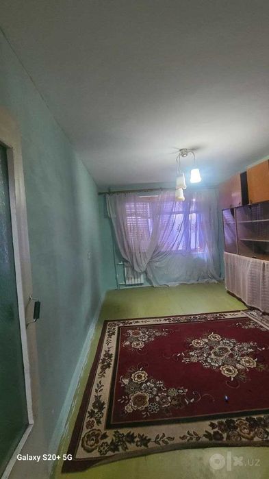 Без агенство и посредников 2 хона 4 этаж  5 этажного дома