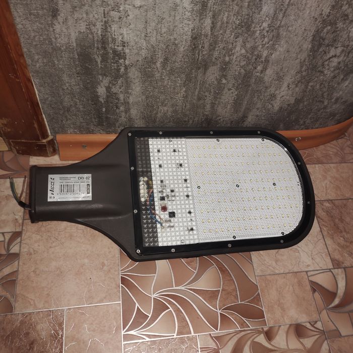 Фонарь осветительный