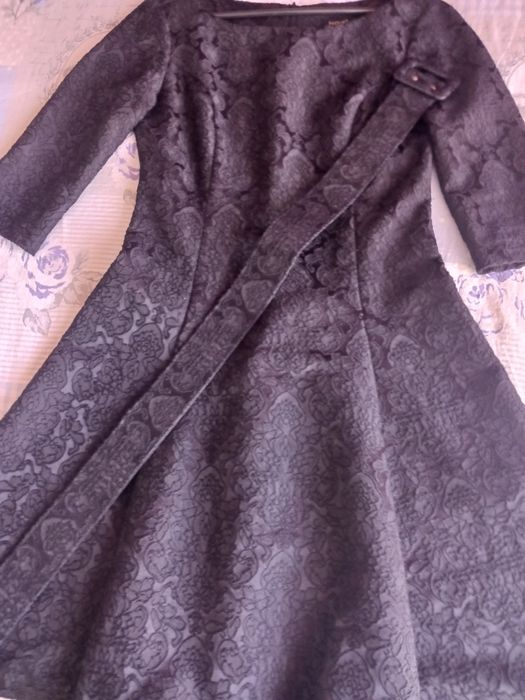 Елегантна черна рокля, размер 36