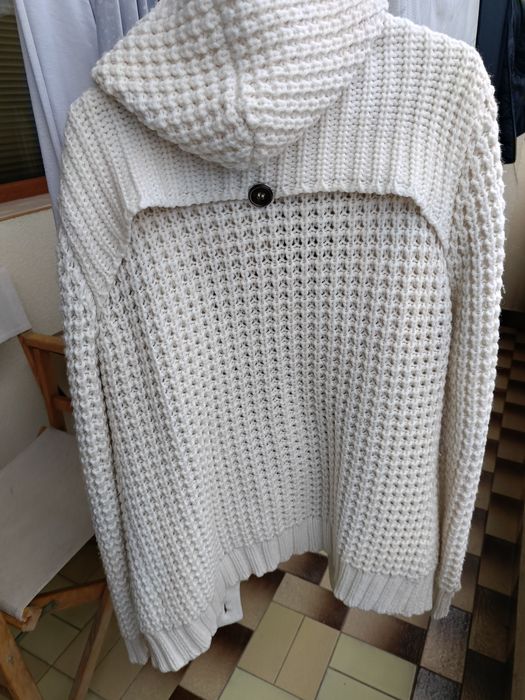 Жилетка с качулка плетена Gaudi