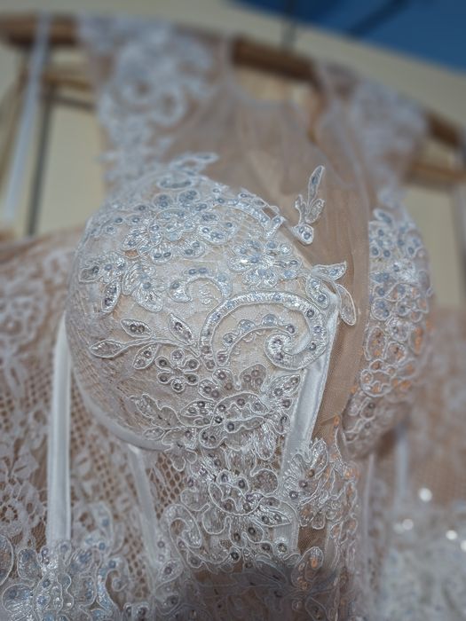 Rochie de mireasa noua