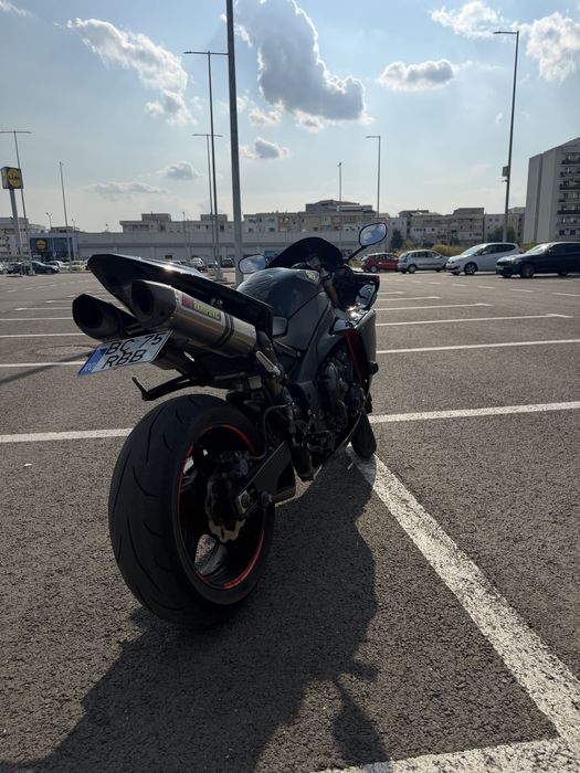 Yamaha r1 big bang
