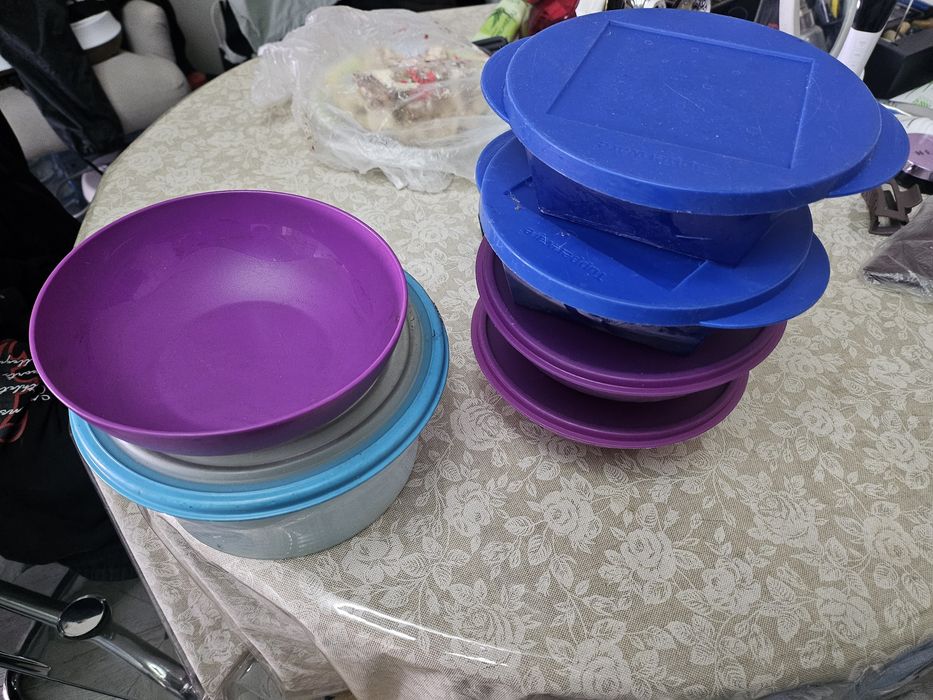 Продам контейнеры Tupperware