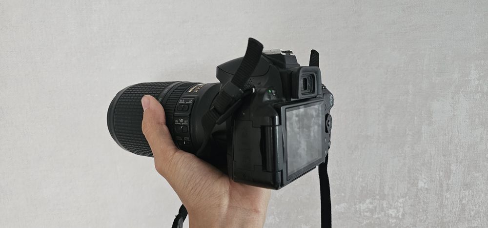 Nikon d5200 body