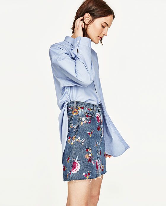 Zara къси пола с бродерия и висока талия