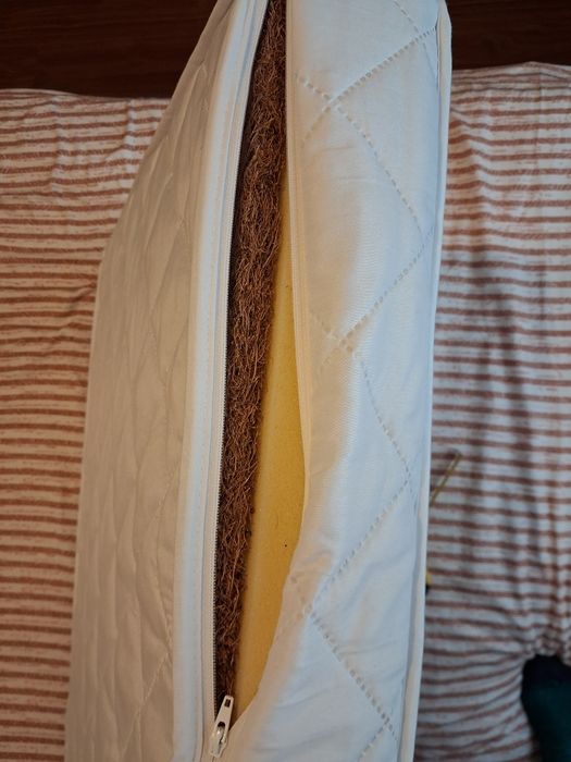 Saltea cu husa detasabila