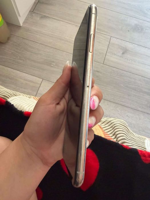 Iphone XS Max В много добро състояние