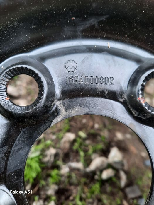 Резервна гума,патерица за МЕРЦЕДЕС