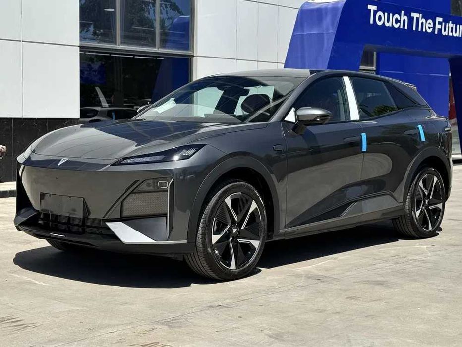 Changan Deepal S07 285 Max Версии гибрида В наличии От 27,500$