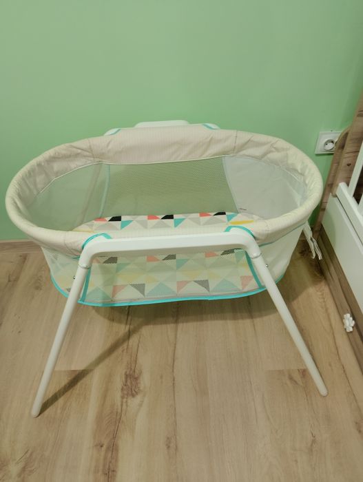 Преносима бебешка кошара с матрак Fisher-Price