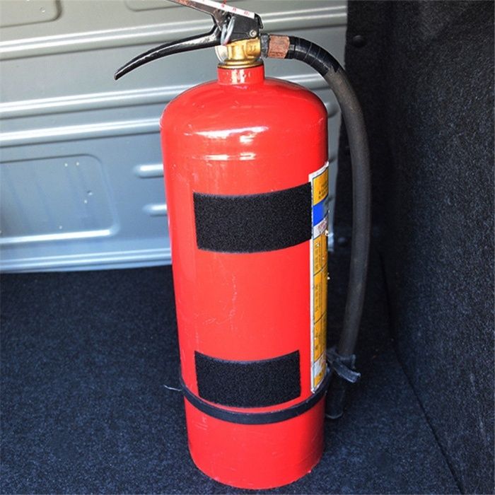 Държач стойка за закрепване на пожарогасител в багажник ,каравана и др