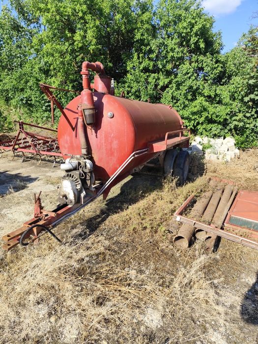 Cisternă agricolă 4000L cu pompă – remorcabilă, ideală pentru apă, irigații