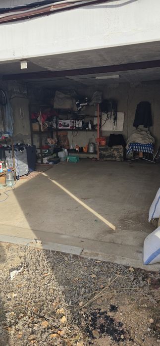 Продам гараж 2 уровня.