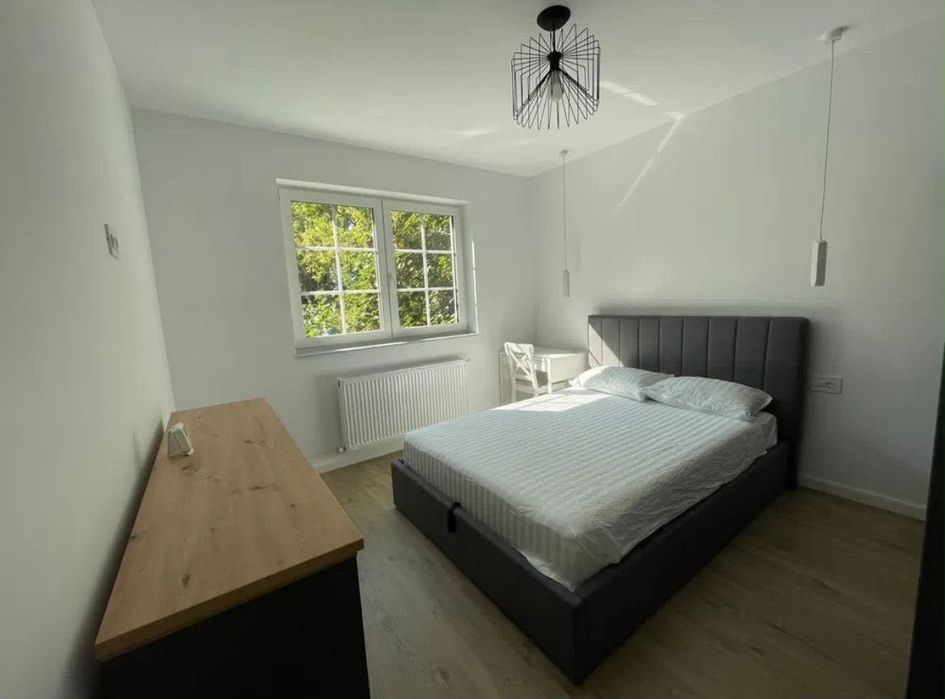 Apartament de închiriat