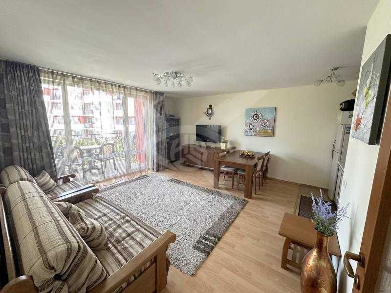 Продава се Двустаен апартамент в Свети Влас - 68 кв.м за 1530 €/кв.м - Снимка #1