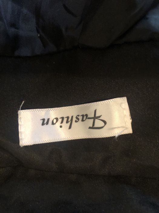 Trenci femei marimea XL, Fashion, marimea XL, in stare foarte bună.