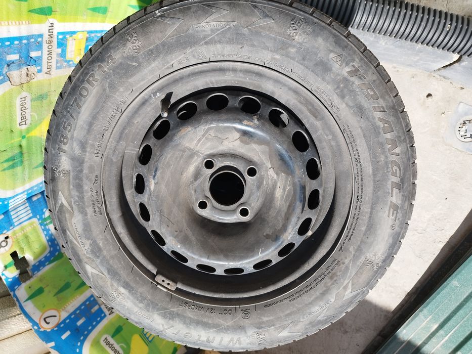 Продам шины с дисками в комплекте