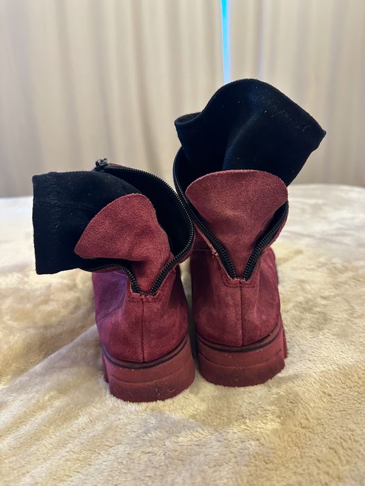 Боти естествен велур