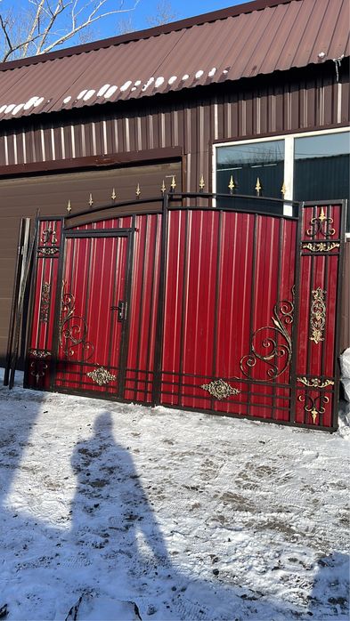 Ворота. Калитка. Кованые ворота. Забор