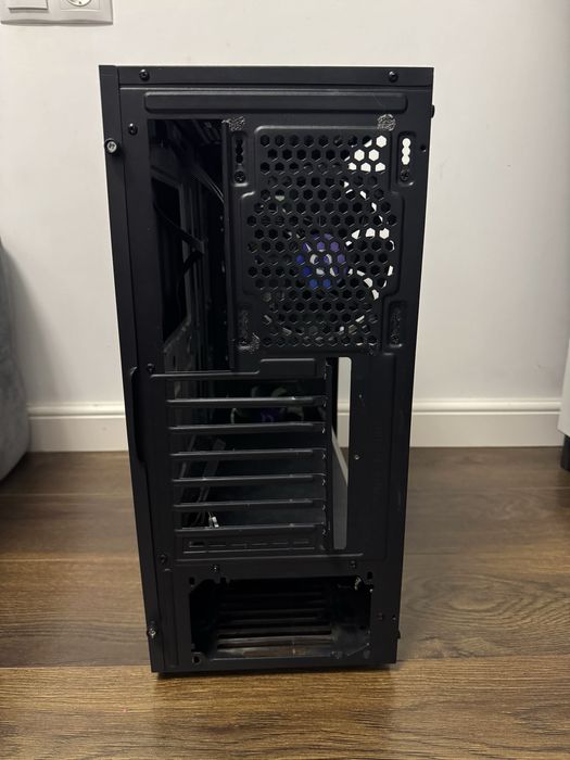 Caracasa gaming PC