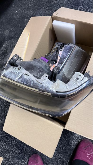 Фары монтеро спорт