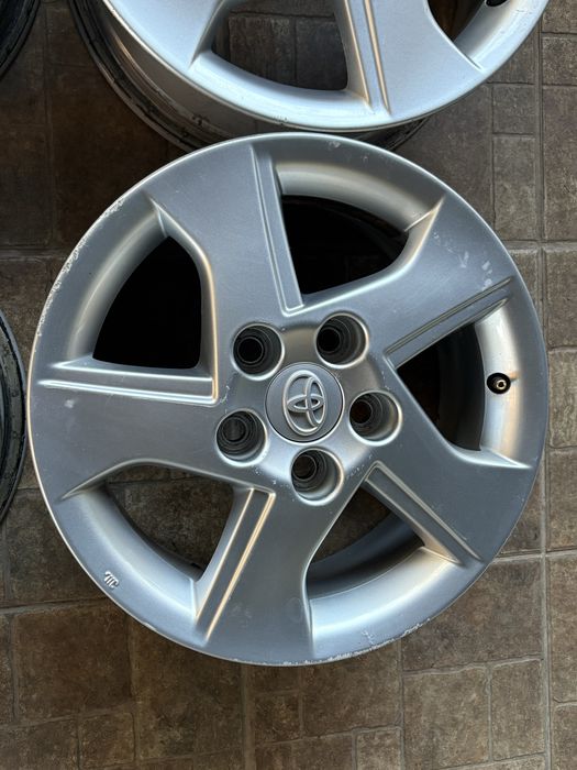 Оригинални джанти Toyota Auris / Тойота 15" 5х114.3