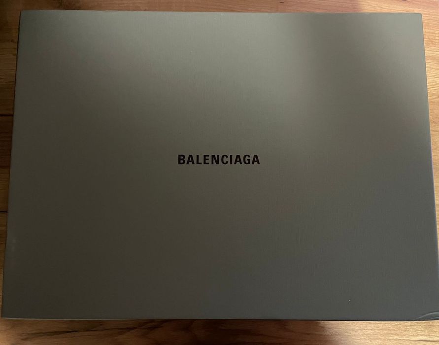 Balenciaga Bulldozer 80