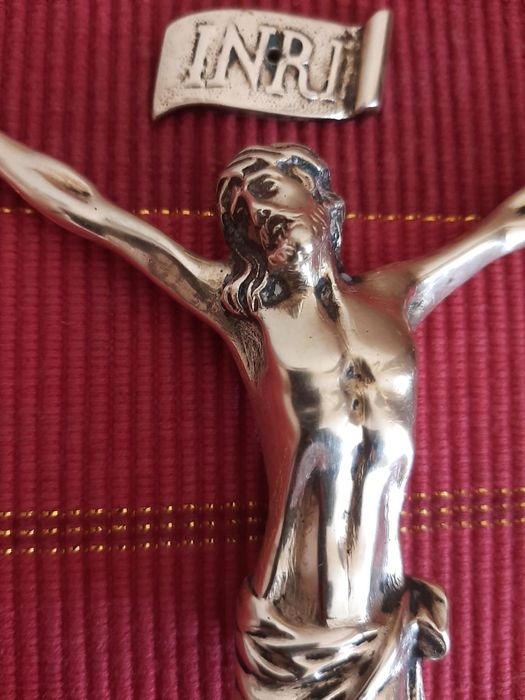 Crucifix cu mantuitorul