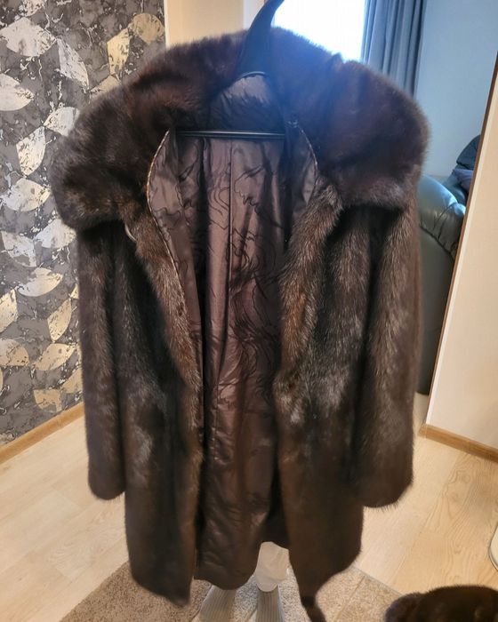 Продам норковую шубу